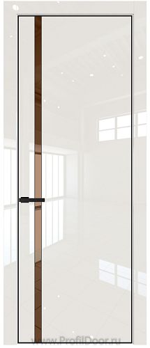 Дверь Profil Doors 21LE цвет Магнолия люкс кромка Черный матовый RAL9005 стекло Зеркало Bronza